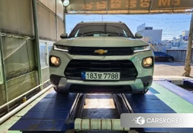 Chevrolet (GM Daewoo) Trailblazer 2023 Белый из Кореи