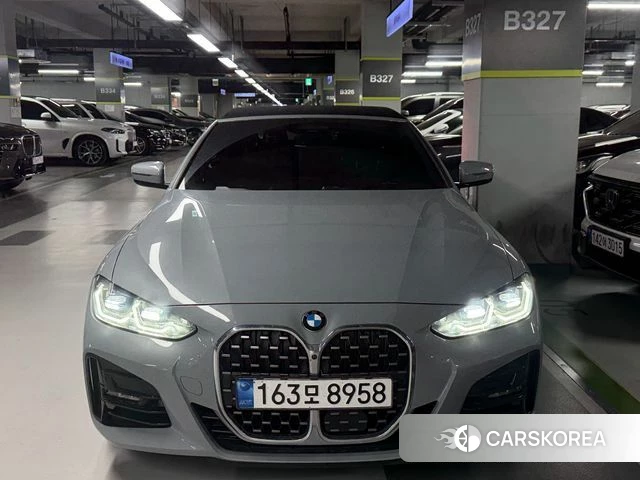 BMW 4 Series (G22) 2024 Небесно-голубой из Кореи