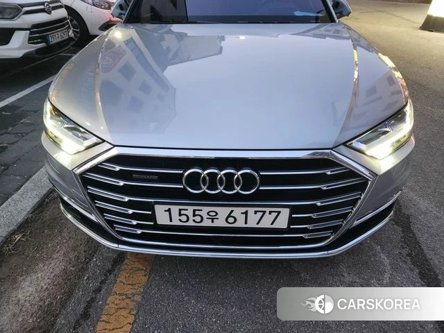 Audi A8 (D5) 2020 Серебряный из Кореи