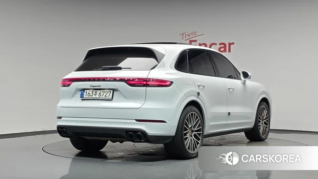 Porsche Cayenne (PO536) 2022 Белый из Кореи