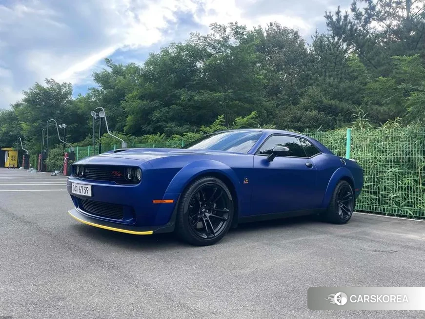 Dodge Challenger 2020 Синий из Кореи