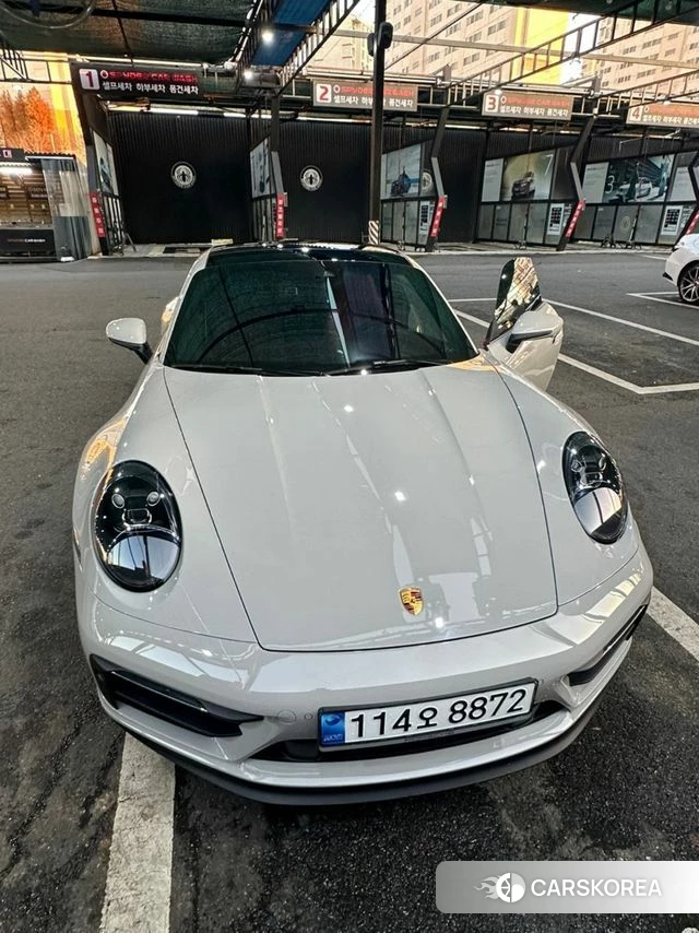 Porsche 911(992) 2023 Белый из Кореи