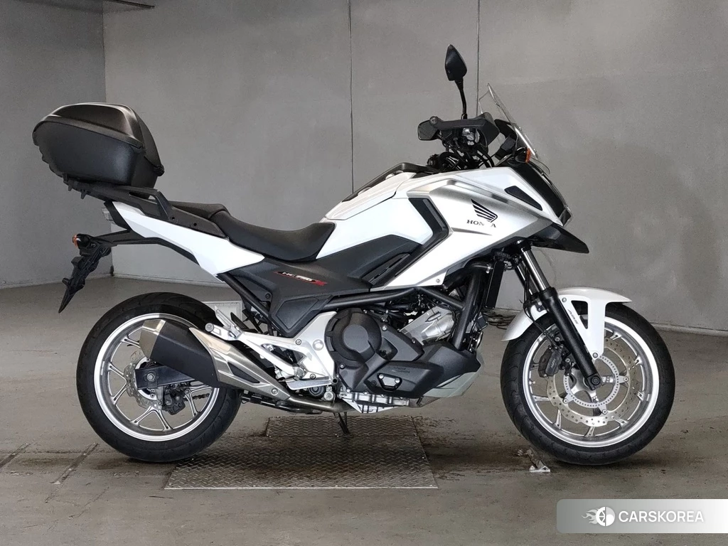 Проданный Honda NC750X DCT 2016 из Японии