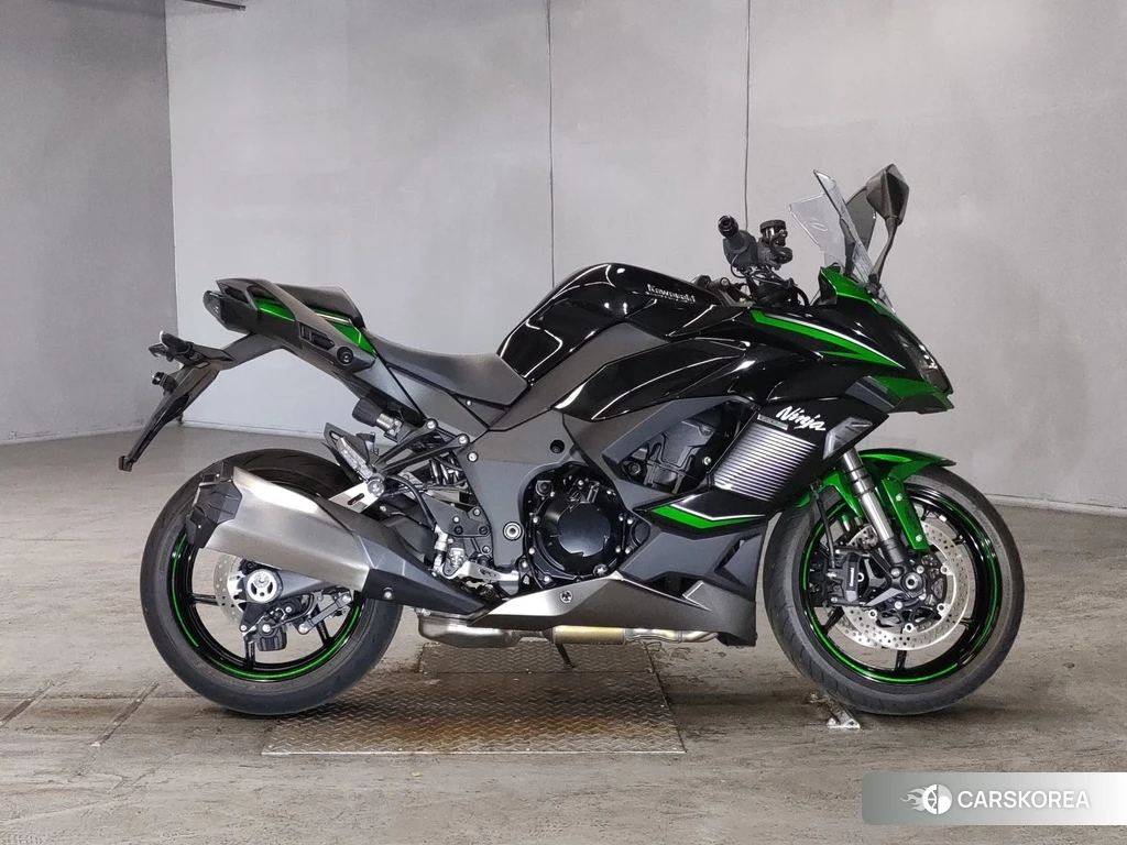 Проданный Kawasaki NINJA 1000 SX 2024 из Японии