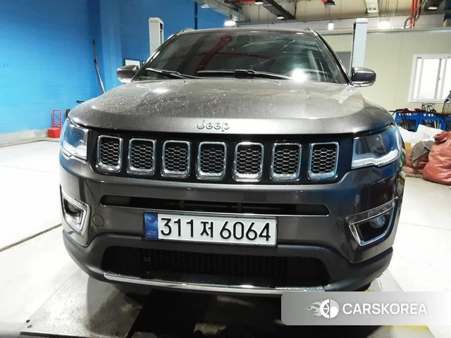 Jeep Compass 2nd Generation 2019 Серый из Кореи