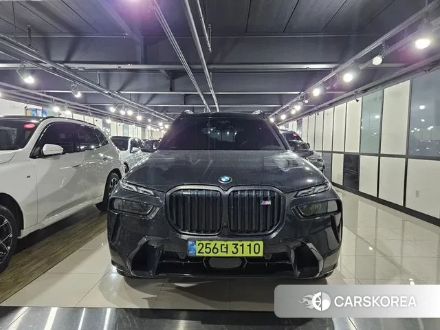 BMW X7 (G07) 2025 Черный из Кореи