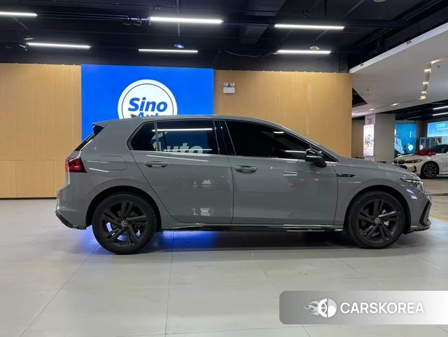 Volkswagen Golf 2022 Темно-серый из Китая
