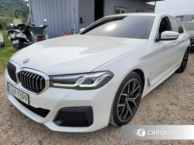 BMW 5 Series (G30) 2022 Белый из Кореи