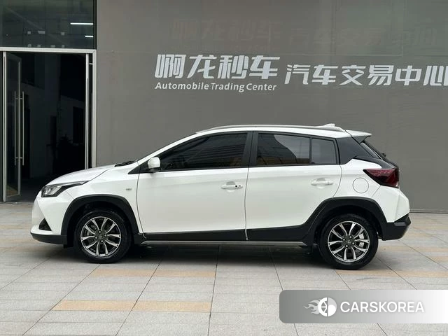 Toyota YARIS L Zhixuan 2022 Белый из Китая
