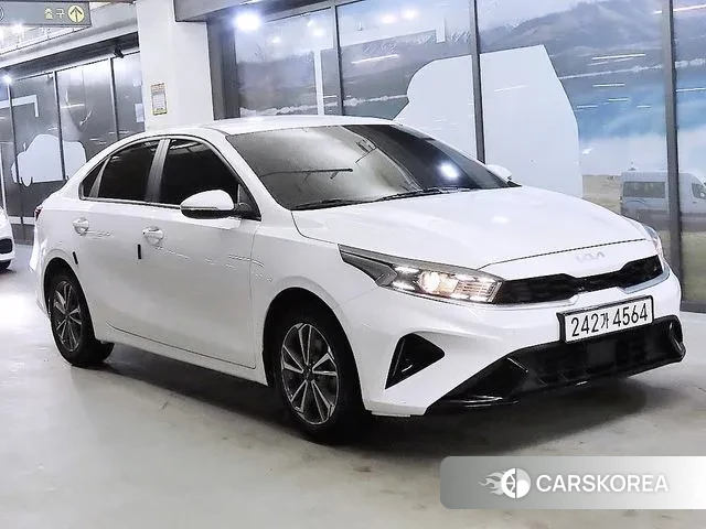 Kia The New K3 2nd generation 2021 Белый из Кореи