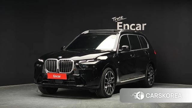 BMW X7 (G07) 2025 Черный из Кореи