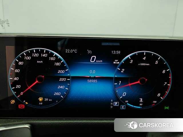 Mercedes-Benz GLB 2023 Черный из Китая