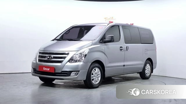 Hyundai The New Grand Starex 2018 Серебряный из Кореи