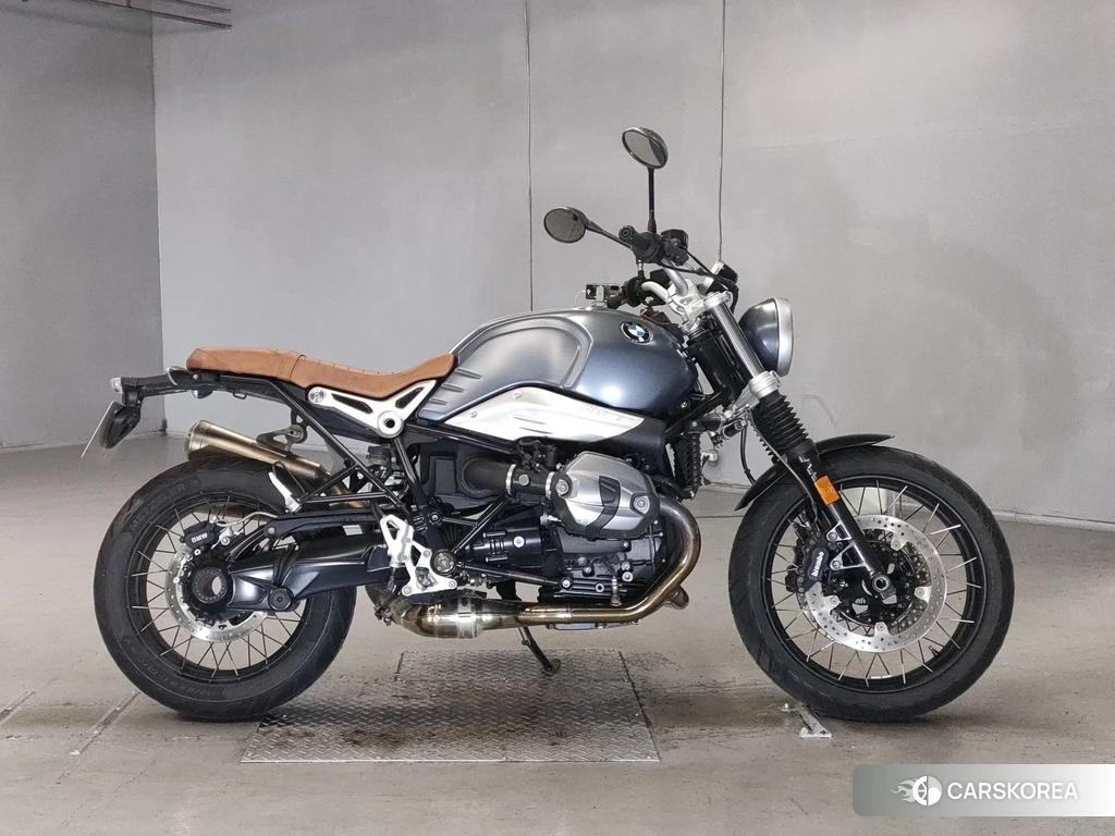 Проданный BMW R NINE T SCRAMBLER 2019 из Японии, фото 2