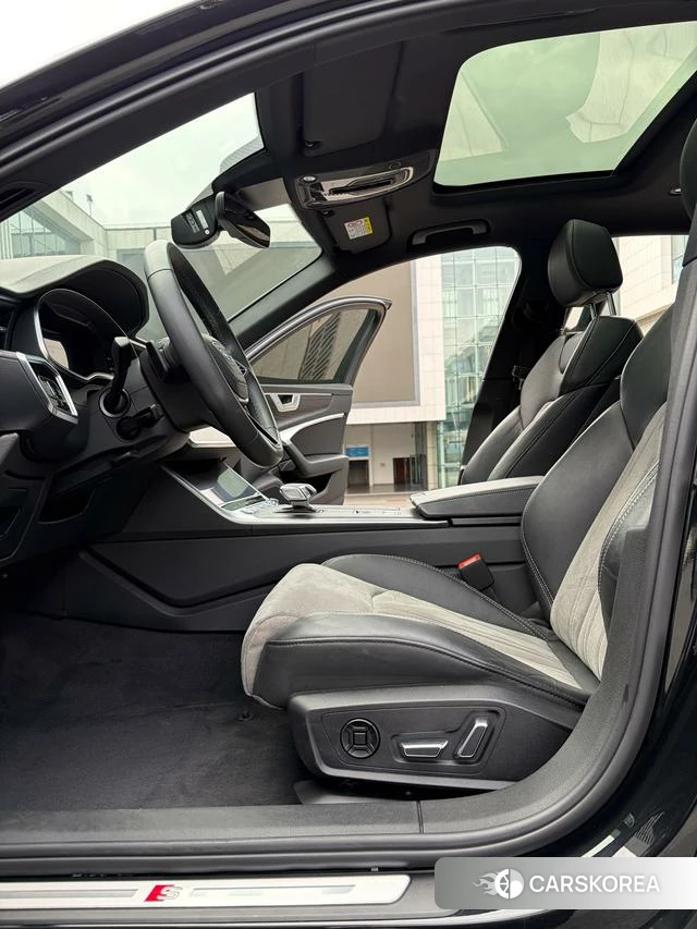 Audi A6L 2024 Черный из Китая