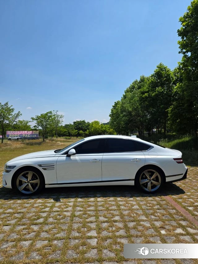 Genesis G80 (RG3) 2024 Белый из Кореи