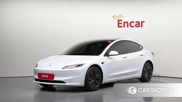 Tesla Model 3 2024 Белый из Кореи