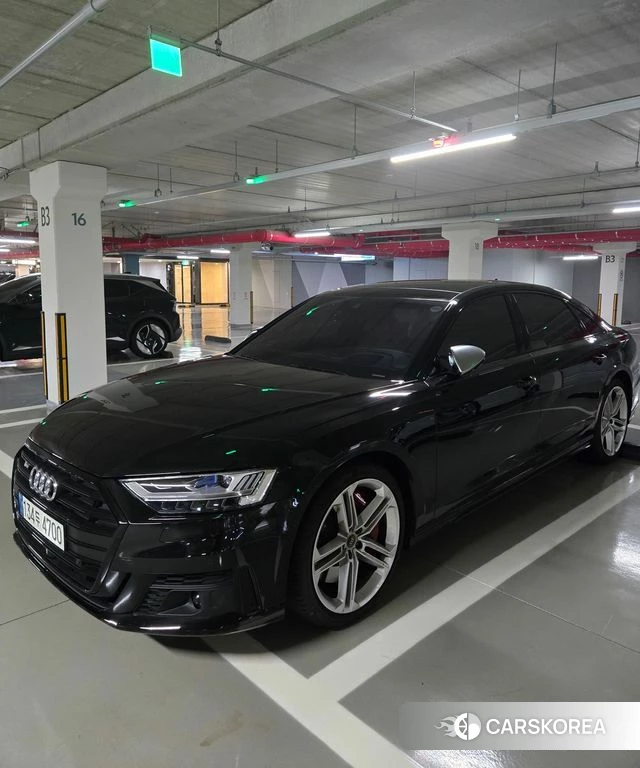 Audi S8 (D5) 2021 Черный из Кореи