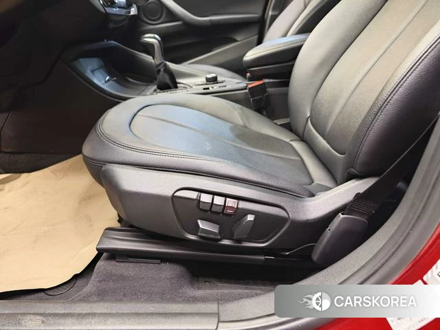 BMW X1 2018 Красный из Китая