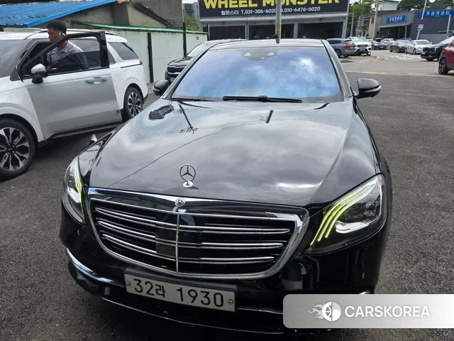 Mercedes-Benz S-Class W222 2019 Черный из Кореи