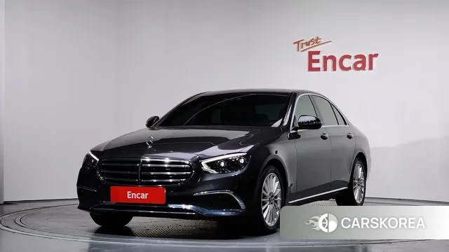 Mercedes-Benz E-Class W213 2020 Серый из Кореи