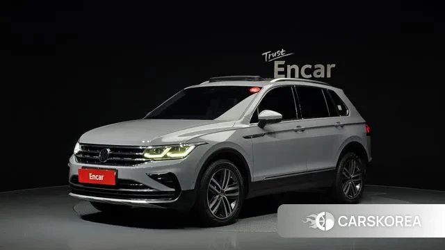 Volkswagen Tiguan second Generation 2022 Серебристо-серый из Кореи