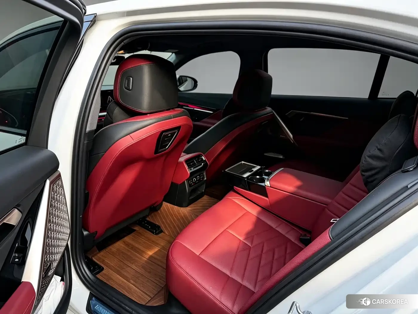BMW 5 series 2026 Белый из Китая