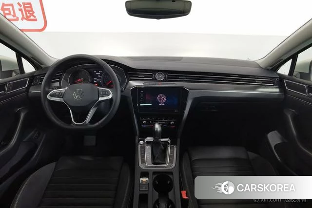 Volkswagen Magotan 2021 Желтый из Китая