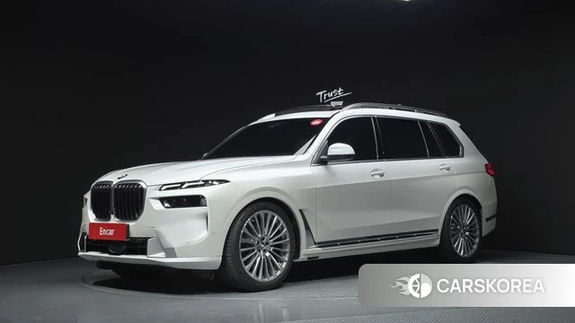 BMW X7 (G07) 2025 Белый из Кореи