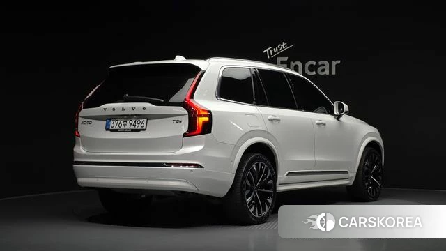 Volvo XC90 second Generation 2025 Белый из Кореи
