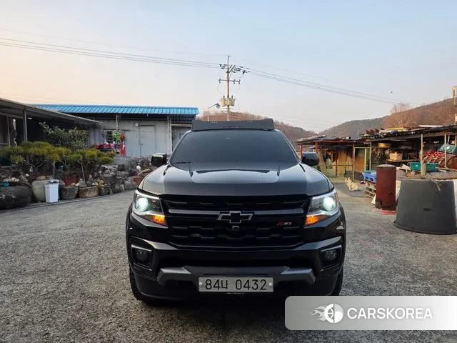 Chevrolet (GM Daewoo) Real New Colorado 2022 Черный из Кореи