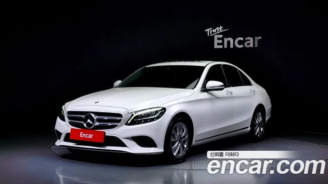 Mercedes-Benz C-Class W205 2019 Белый из Кореи