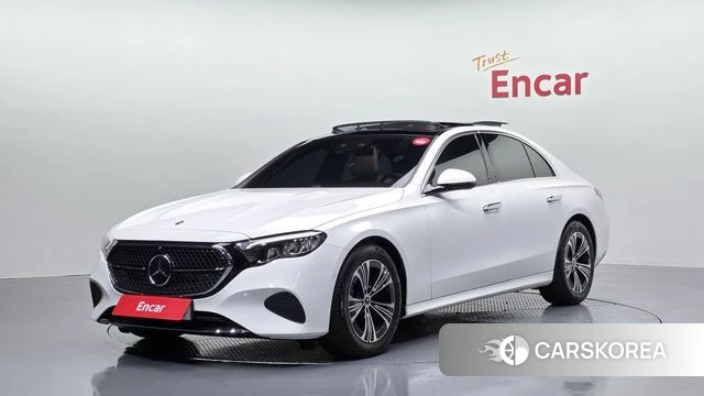 Mercedes-Benz E-Class W214 2025 Белый из Кореи
