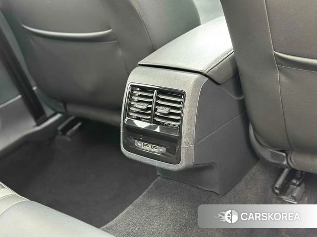 Volkswagen Sagitar 2022 Белый из Китая