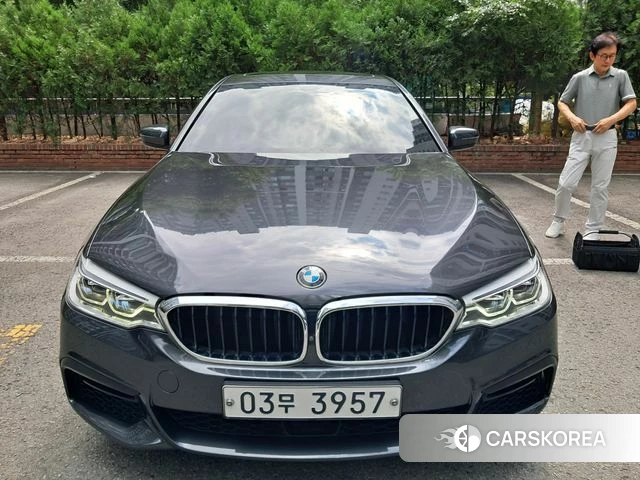 BMW 5 Series (G30) 2018 Серый из Кореи
