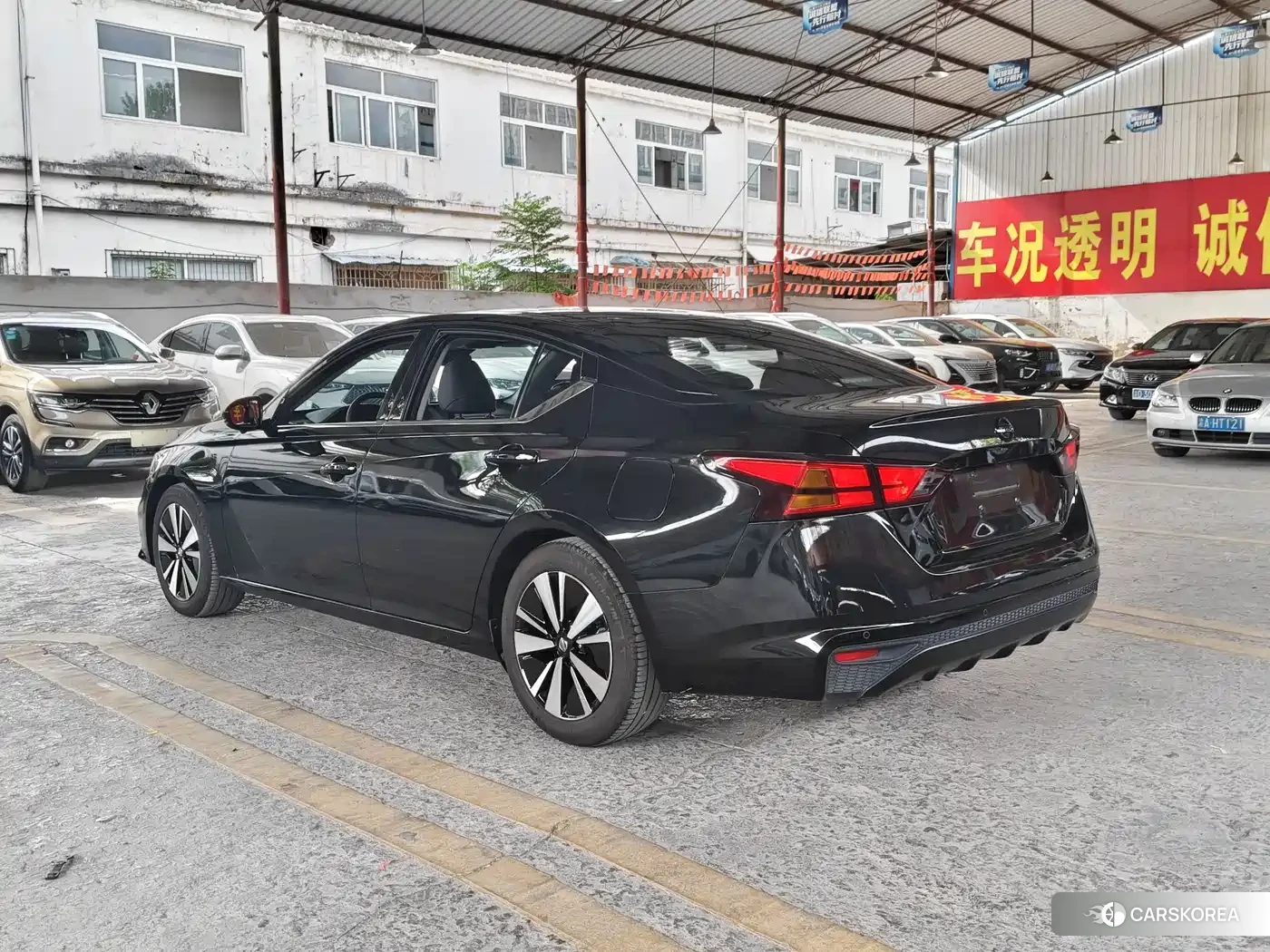 Nissan Altima 2023 Черный из Китая