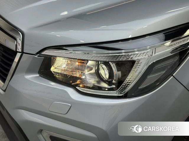 Subaru FORESTER Forester 2022 Серебристо-серый из Китая