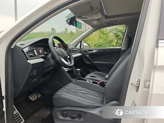 Volkswagen Tiguan L 2022 Белый из Китая