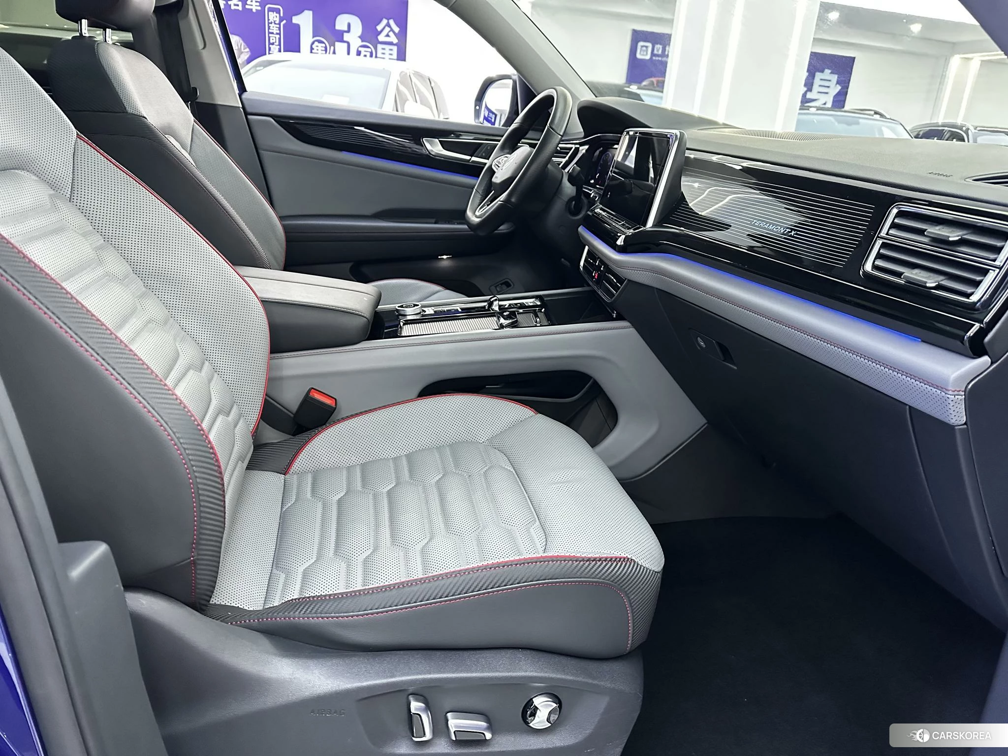 Volkswagen Tourang 2021 Синий из Китая