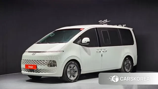 Hyundai Staria 2023 Белый из Кореи