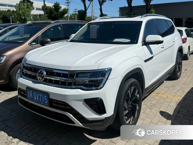 Volkswagen Tourang 2021 Белый из Китая