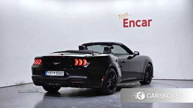 Ford Mustang 7th Generation 2024 Черный из Кореи