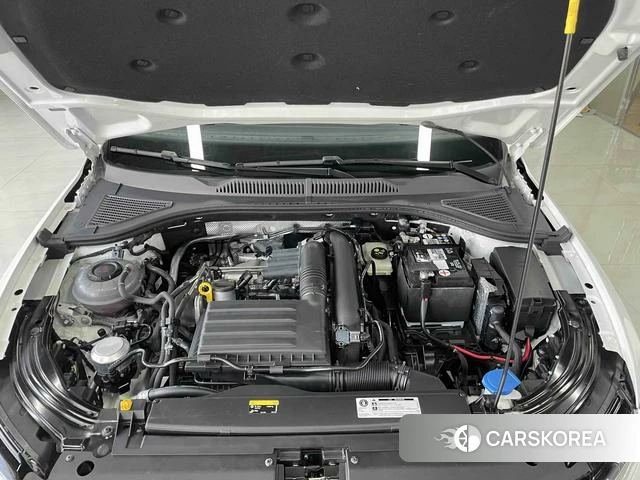 Volkswagen Lavida 2022 Белый из Китая
