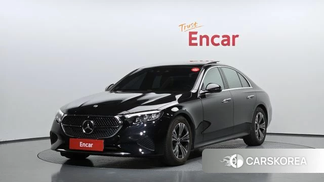 Mercedes-Benz E-Class W214 2024 Черный из Кореи