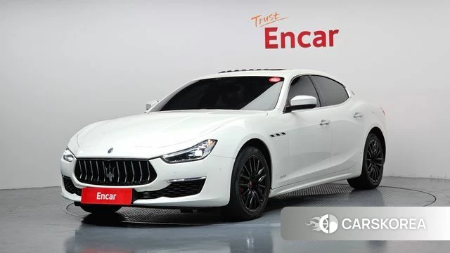 Maserati Ghibli 2019 Белый из Кореи