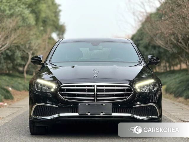 Mercedes-Benz E-class 2023 Черный из Китая