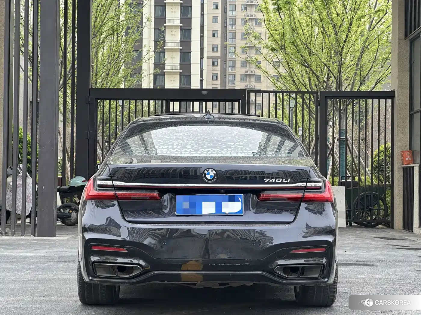 BMW 7 series 2018 Черный из Китая