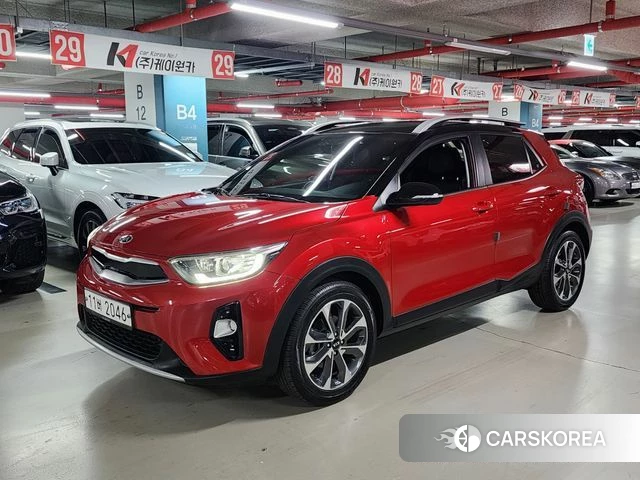 Kia Stonic 2018 Красный из Кореи