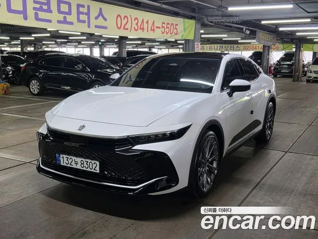 Toyota Crown Crossover 2023 Белый из Кореи