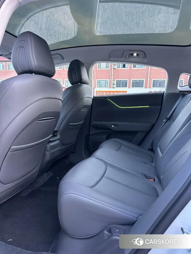 Xiaopeng Motors Xiaopeng G6 2025 Белый из Китая